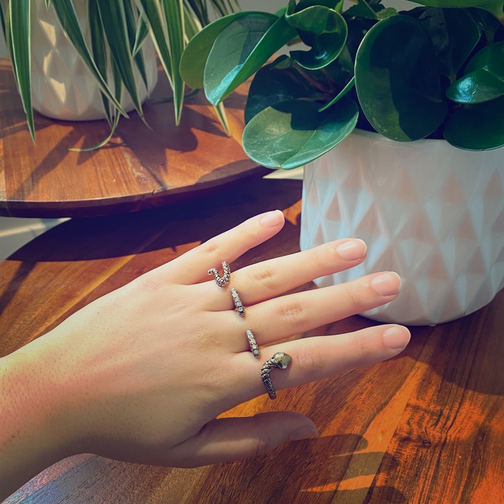 BOGO Three Finger Snake Ring
